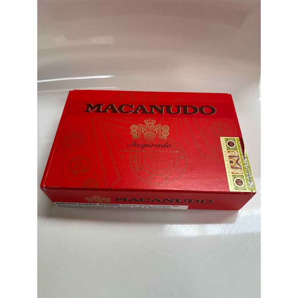 Macanudo Inspirado Red Cigar Box